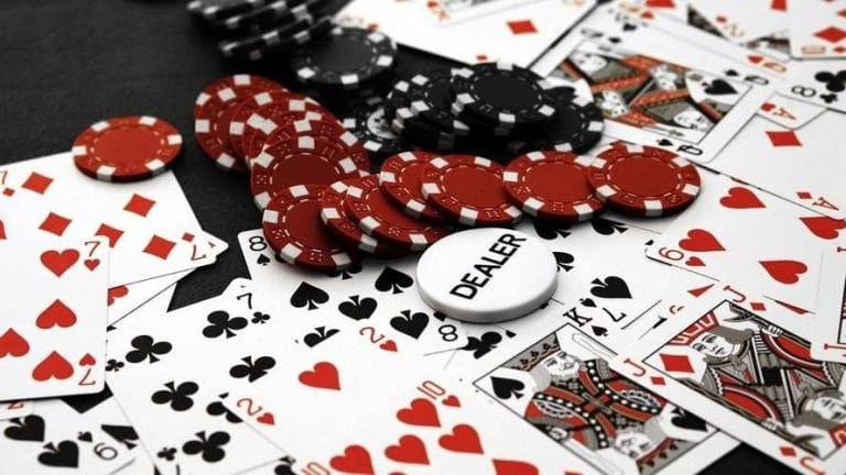 Giao diện chơi game km888 trên thiết bị di động với trải nghiệm mượt mà